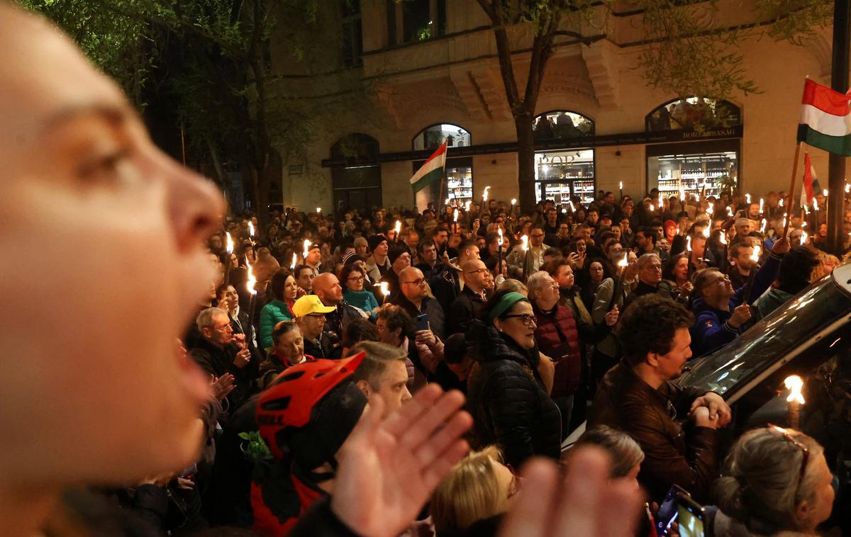 Protest Madžarska | Na ulicah se je zbralo na tisoče Madžarov, ki zahtevajo odstop generalnega državnega tožilca Petra Polta. | Foto Reuters