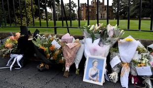 Svetovni voditelji v škripcih: na kraljičin pogreb naj bi prišli z javnim prevozom