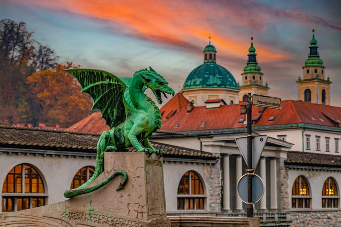 Ljubljana | Sloveniji sta bili najbližji Poljska in Portugalska, obe s 87 odstotkov povprečja EU-27. | Foto Shutterstock