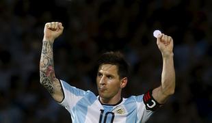 Messi odpira šampanjec, Slovenija izgublja stik z najboljšimi