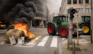 Kmetje znova zavzeli bruseljske ulice #video
