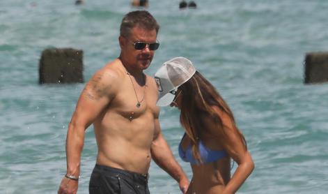 Matt Damon z ženo uživa v floridskih sončnih žarkih #foto