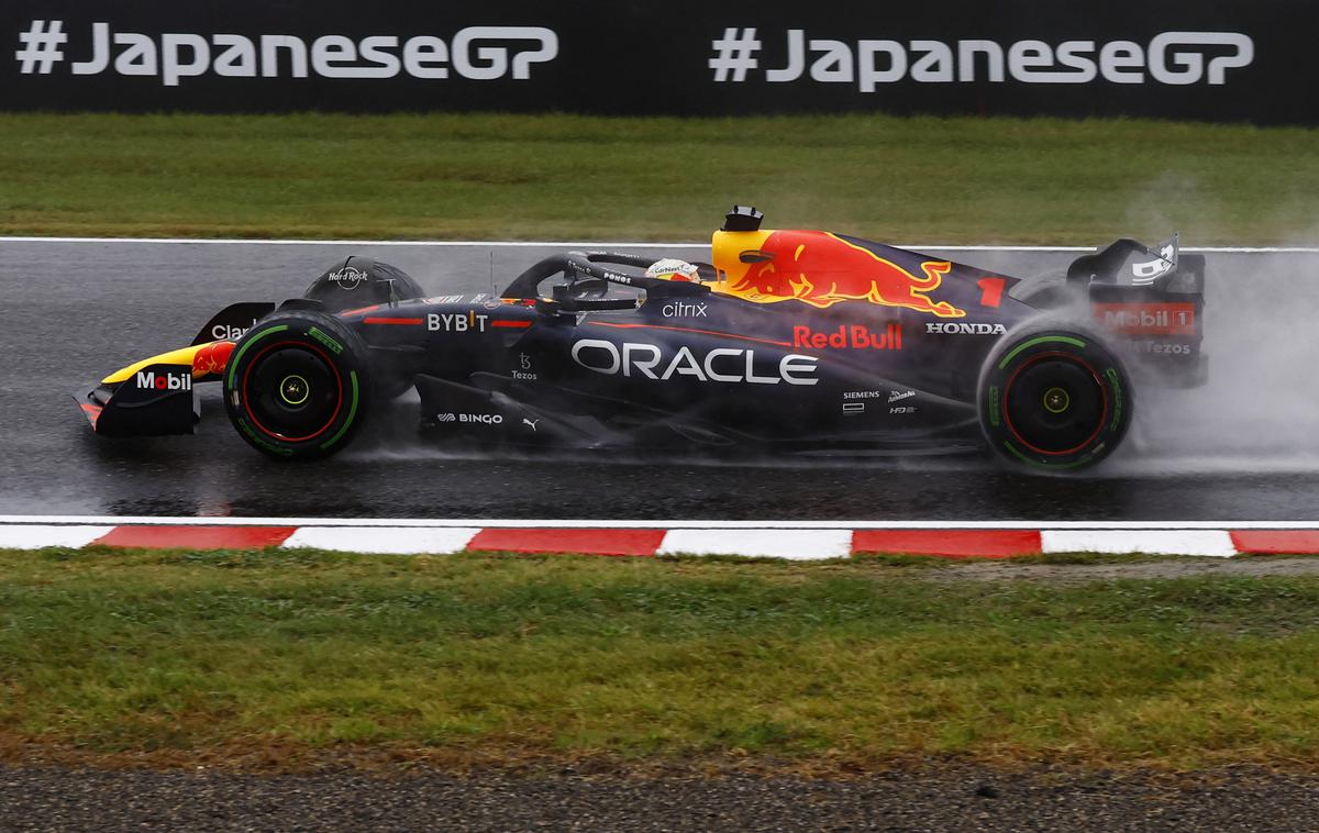 Suzuka Verstappen Red Bull | Max Verstappen na mokri stezi v petek ni bil najhitrejši. | Foto Reuters