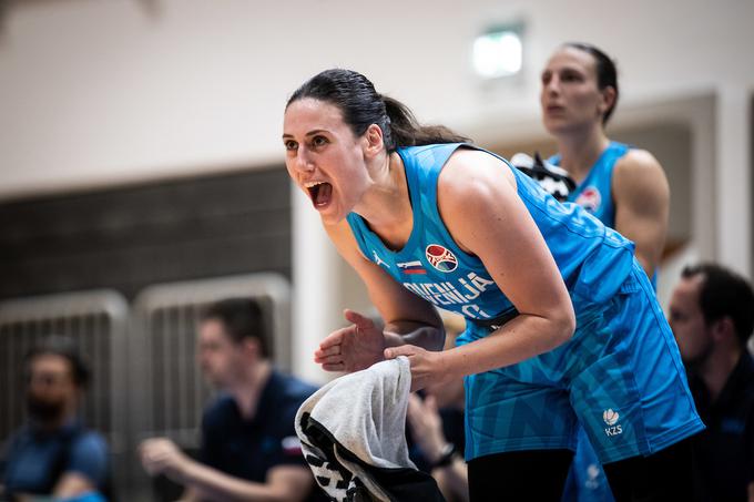 Tina Jakovina je dosegla 15 točk. | Foto: Blaž Weindorfer/Sportida
