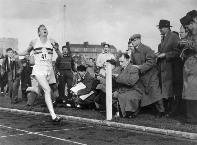 Takole je Roger Bannister prvi na svetu miljo pretekel pod štirimi minutami. | Foto: Getty Images
