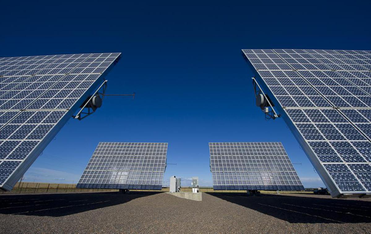 solarna energija, solarni paneli | Pospeševalno središče solarnih tehnologij SolarTAC  omogoča raziskave, prikaze, preizkuse in validiranje širokega razpona solarnih tehnologij pred njihovim komercialnim zagonom. | Foto SolarTAC