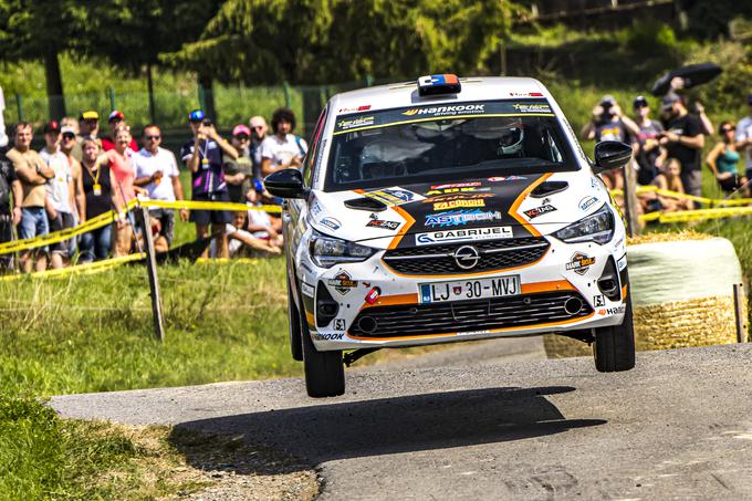 Mark Škulj in Pia Šumer (opel corsa rally4) sta letošnja državna prvaka v Diviziji 2. | Foto: Bence Photo