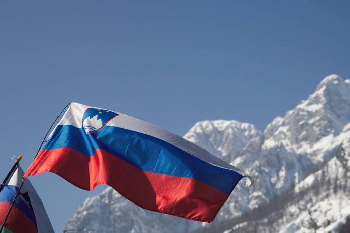 Slovenija, slovenska zastava | Foto Thinkstock