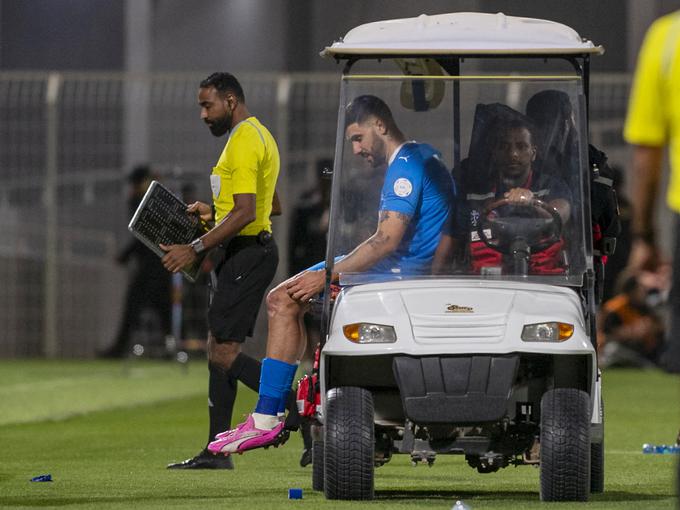 Aleksandar Mitrović si je konec prejšnjega tedna poškodoval stegensko mišico. In to na tekmi, na kateri je do 34. minute dosegel kar dva zadetka. | Foto: Reuters
