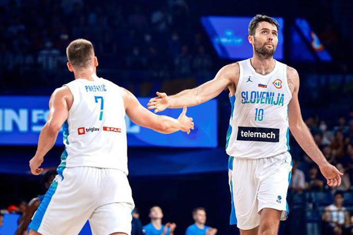 slovenska košarkarska reprezentanca Slovenija : Zelenortski otoki SP 2023 Mike Tobey Klemen Prepelič | Slovenci so prišli še do tretje zmage. | Foto FIBA