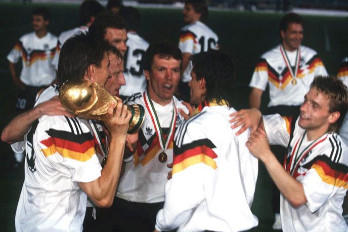 Nemčija 1990 | Nemci so še tretjič (1954, 1974 in 1990) stopili na najvišjo stopničko. | Foto Guliver/Getty Images