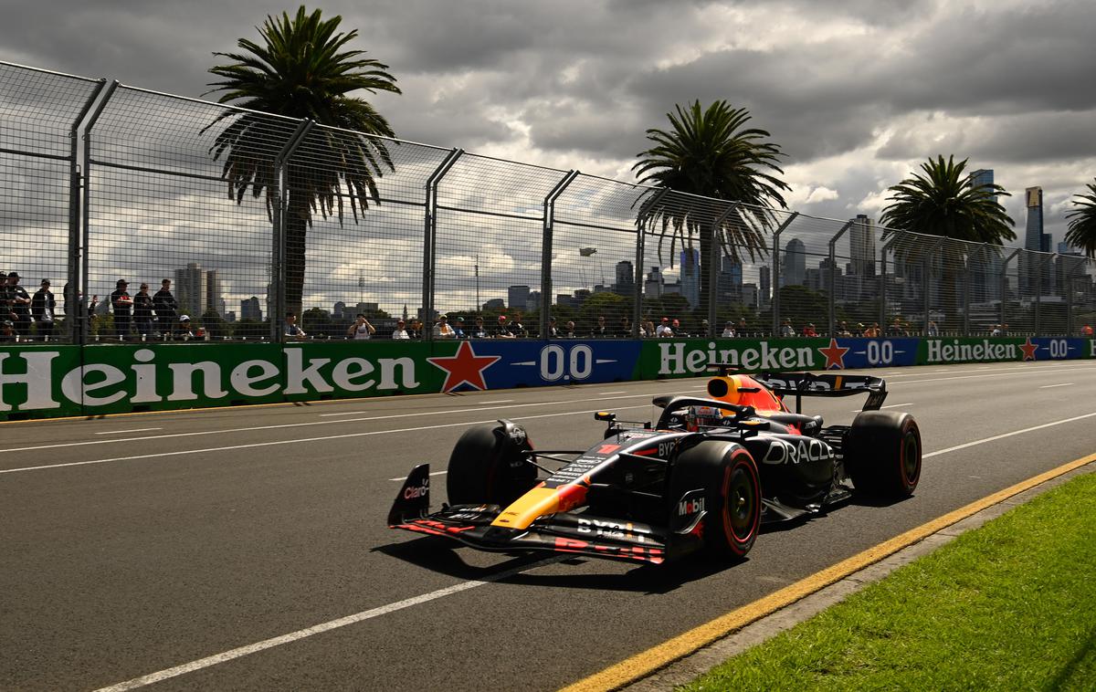 Melbourne Max Verstappen Red Bull | Max Verstappen je dosegel najhitrejši krog petkovih treningov na stezi Albert Park v Melbournu. | Foto Reuters