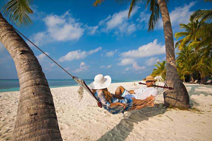 plaža morje dopust romantika | Ne veste, kam bi na dopust? Pri izbiri lahko pomaga umetna inteligenca. | Foto Shutterstock