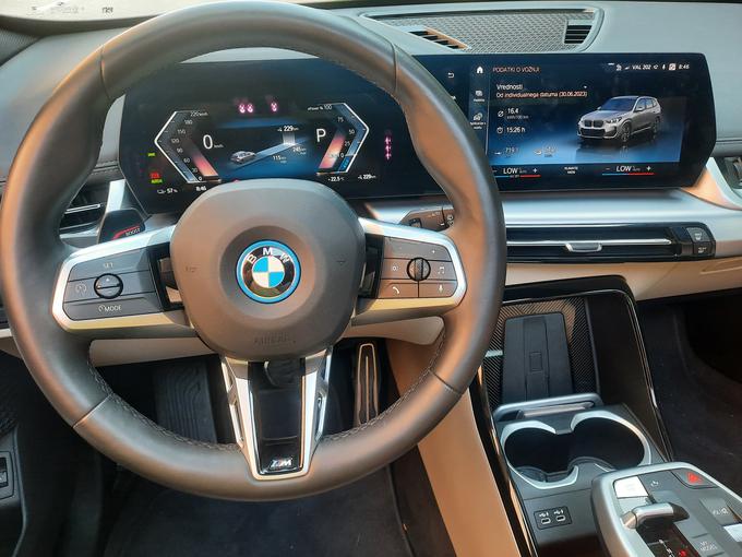 BMW iX1 | Foto: Aleš Črnivec