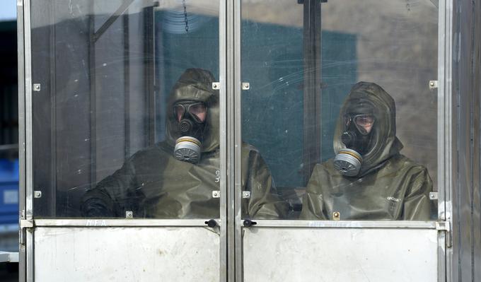 Rusija je medtem danes zatrdila, da je preprečila napad z bojnim strupom, ki naj bi ga pripravile ukrajinske obveščevalne službe v regiji Zaporožje na jugu Ukrajine, ki je delno pod ruskim nadzorom. | Foto: Reuters