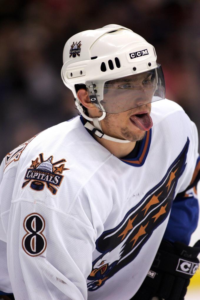 V prvi NHL sezoni je dosegel 52 golov. Bo prehitel mejnik 894 Wayna Gretzkyja? | Foto: Guliverimage/Vladimir Fedorenko
