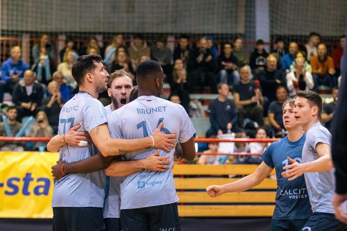 Calcit Volley - ACH Volley | Kamničani so se v boju za prvo mesto pomerili z glavnim tekmecem za naslov ACH Volleyjem. | Foto Klemen Brumec