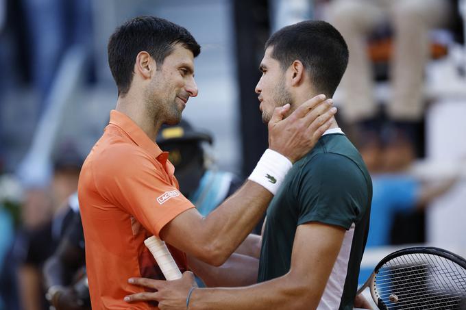 Carlos Alcaraz je v polfinalu po napetem dvoboju premagal Novaka Đokovića. | Foto: Reuters