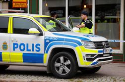 Švedska: zaradi posilstva 15-letnice najstniki obesili taksista