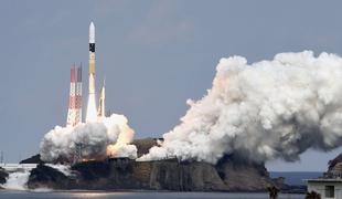 Japonsko vesoljsko plovilo uspešno pristalo na asteroidu