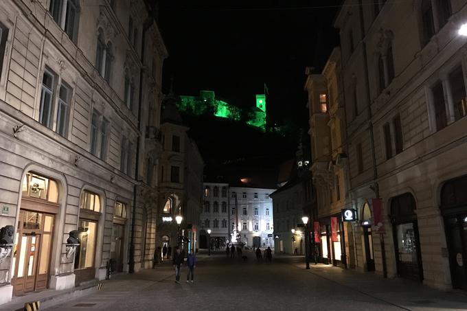 iPhone SE, nočna fotografija, Ljubljana | Foto: Andrej J. Pirnat