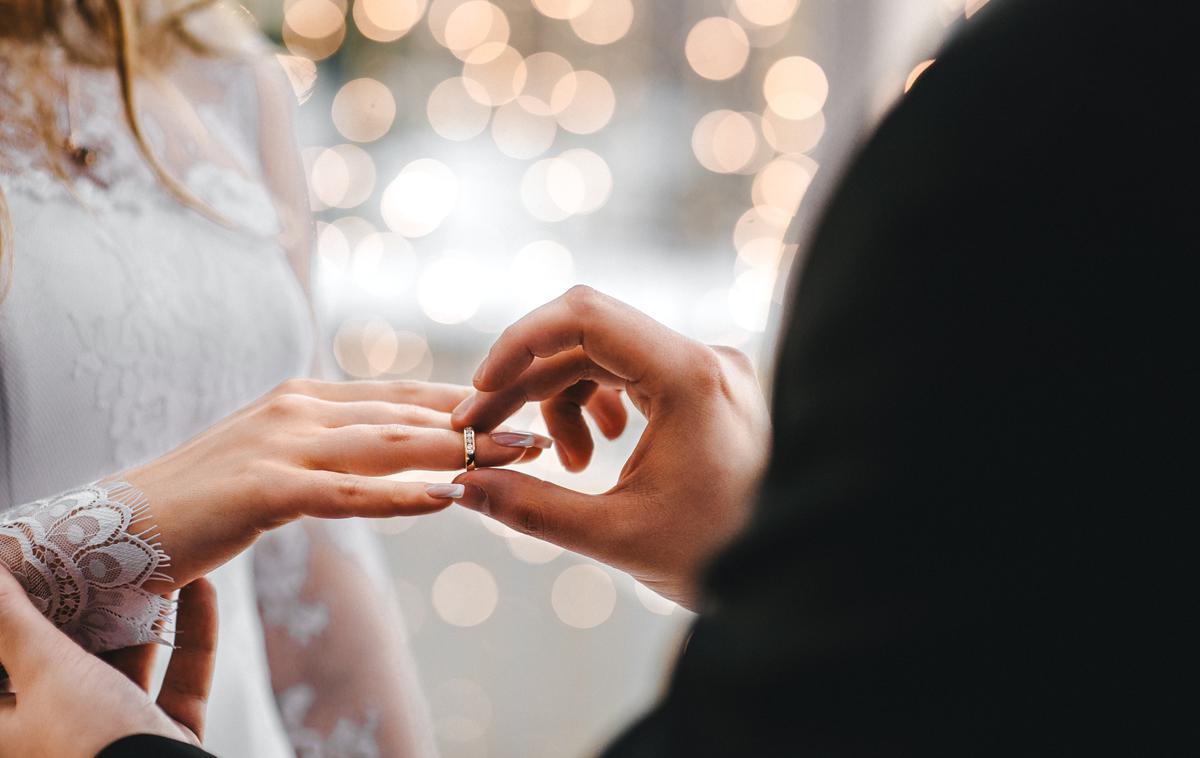 Poroka | Po navedbah Anse bi lahko preiskava šla v smeri povzročitve povzročitve poškodbe iz malomarnosti. | Foto Shutterstock