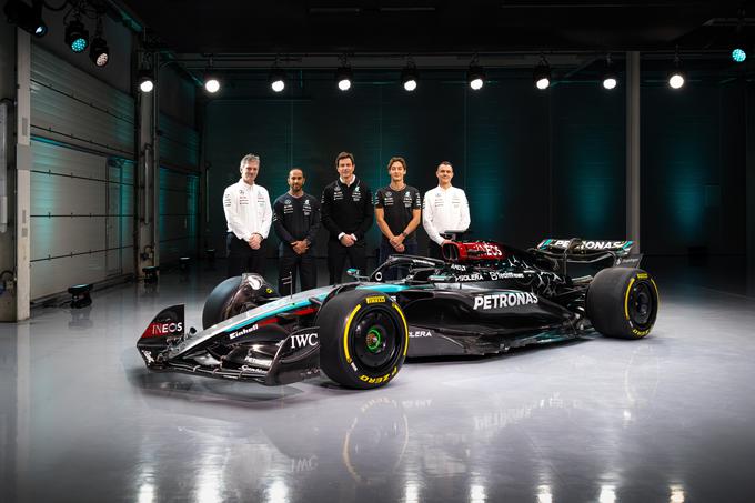 Lewis Hamilton bo z dirkalnikom W15 odpeljal svojo 12., zadnjo sezono z Mercedesom. | Foto: Guliverimage