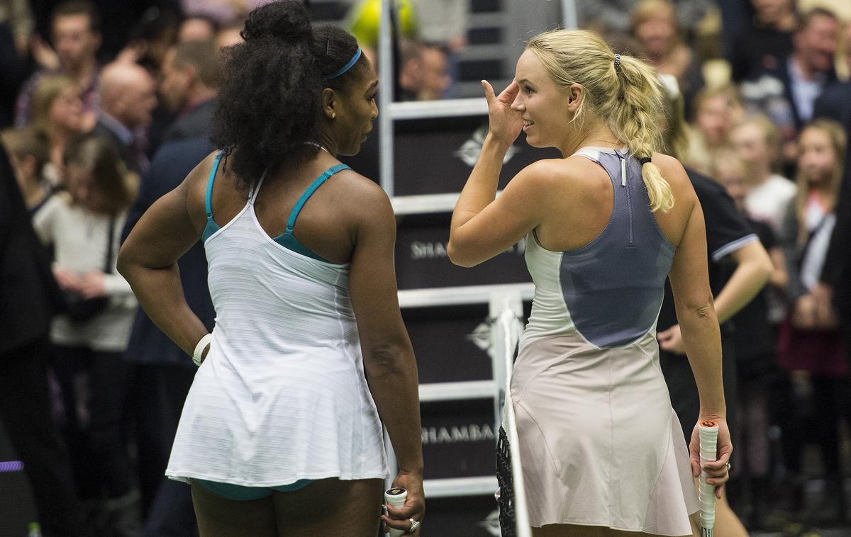 Serena Williams Caroline Wozniacki | Dobri prijateljici Serena Williams in Caroline Wozniacki bosta v Aucklandu zaigrali skupaj v dvojicah. | Foto Reuters
