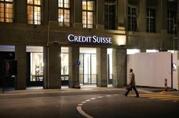 Švica ukinja nagrade vodilnim v Credit Suisse