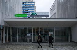 Pred ZD Ljubljana Bežigrad gneča zaradi vpisa neopredeljenih bolnikov