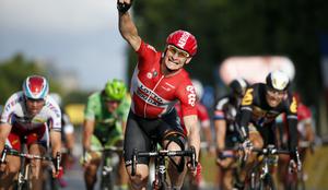 Greipel po zmagi na etapi končal Giro, mladi Luksemburžan ostaja v rožnatem