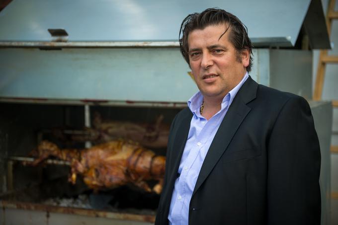Husko Hajdarpašić je med drugim lastnik restavracije Saraj in podjetja Seam. | Foto: Mediaspeed