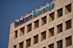 Delničarji Telekoma Slovenije letos brez dividend