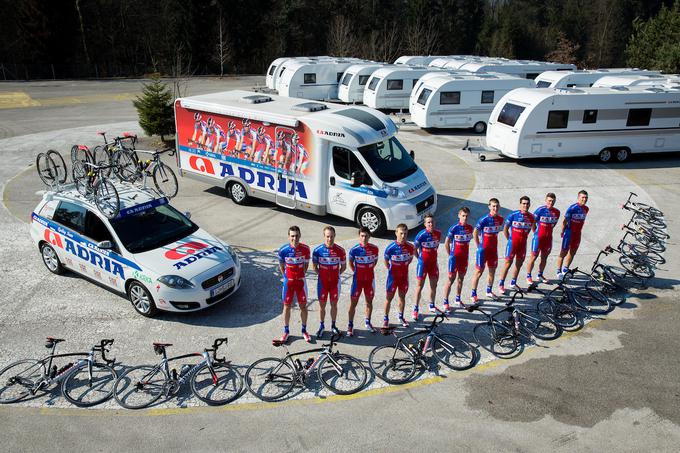Adria je prvo ime Kolesarskega kluba Adria Mobil, saj že več kot desetletje aktivno podpira tudi domači vrhunski kolesarski šport, ki je doma v Novem mestu.  | Foto: Vid Ponikvar