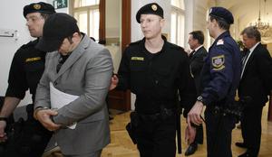 Sodišče ni odobrilo zamrznitve Karnerjevih nepremičnin v Sloveniji