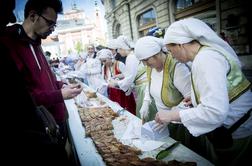 Festival bosanske hrane v znamenju rekordne slovenske baklave