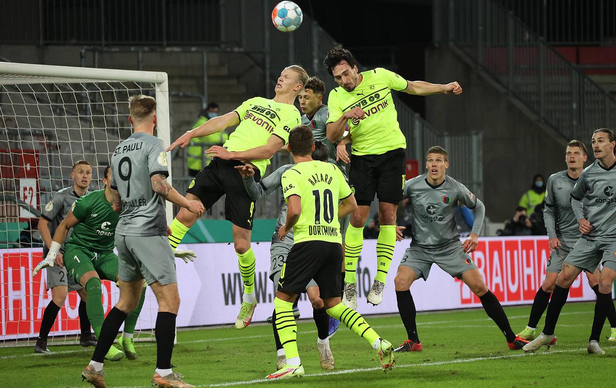 St Pauli Borussia | St. Pauli je šokiral Borussio iz Dortmunda. | Foto Guliver Image