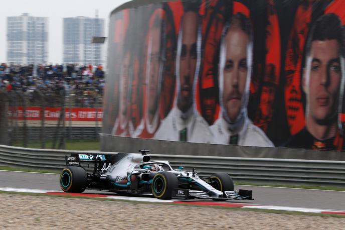Lewis Hamilton | Lewis Hamilton je na Kitajskem ugnal vso konkurenco. | Foto Reuters