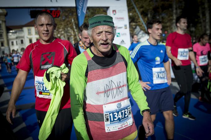 Teh časov se še kako dobro spominja upokojeni profesor fizike, 82-letni Ivan Bartol, ki je tako kot Roblek med rednimi udeleženci ljubljanskega maratona. | Foto: Ana Kovač