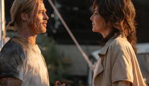 Video: Brad Pitt in Sandra Bullock v poletnem hitu končno v domačih kinematografih