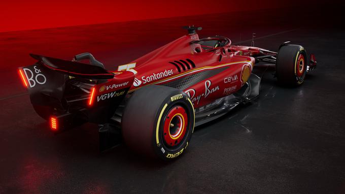 Največ sprememb je že na prvi pogled vidnih na stranicah dirkalnika, pokrovu motorja in zadnjem krilcu. | Foto: Ferrari