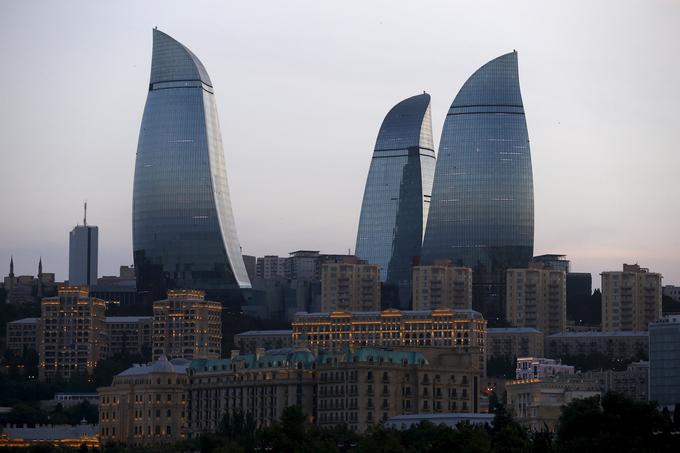 Delegacija parlamentarne medskupine Rumra je Azerbajdžan obiskala lani septembra. Obiskali so tudi glavno mesto Baku. | Foto: Reuters