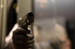 Rop s pištolo v okolici Maribora, storilca še iščejo