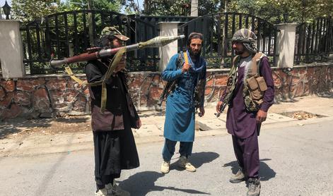 Talibani v neusmiljenem lovu za nasprotniki od hiše do hiše