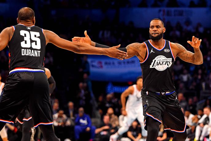 LeBron James, Kevin Durant | LeBron James se je z ekipo veselil druge zaporedne zmage na tekmah vseh zvezd. | Foto Reuters