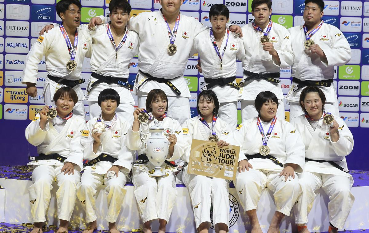 Doha, SP v judu 2023, reprezentanca Japonske | Japonci so na tekmi mešanih ekip v Dohi osvojili nov naslov svetovnih prvakov. | Foto Guliverimage