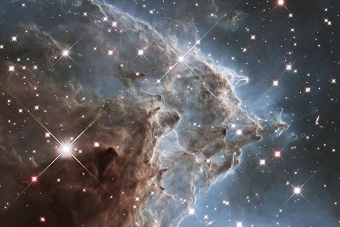 ... bo večino ozvezdij na nebu zaradi premikanje zvezd okrog središča naše galaksije nemogoče prepoznati.  | Foto: Reuters