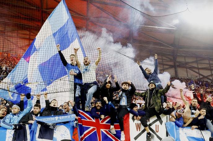Marseille Navijači | Navijači Marseilla so prejšnji mesec zakuhali incident, v katerem jo je skupil trener Lyona Fabio Grosso. | Foto Reuters