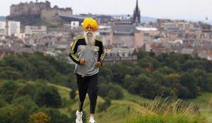 Maraton v Torontu pretekel tudi stoletnik (video)