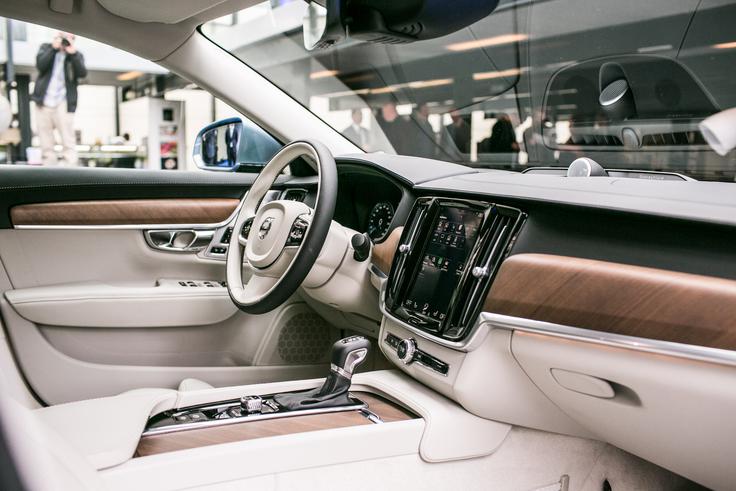 Volvo S90 - predpremiera v Narodni Galeriji v Ljubljani Sedite v objem novega Volva S90. | Foto: Klemen Korenjak